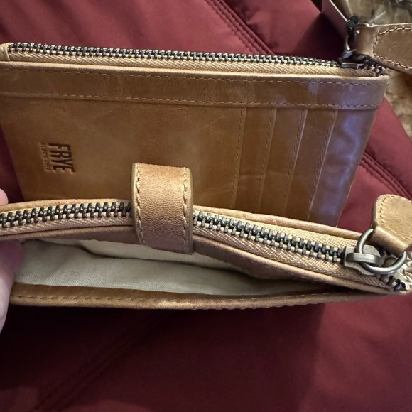 NWT Frye Leather Women's Wallet - Picture 10 of 10